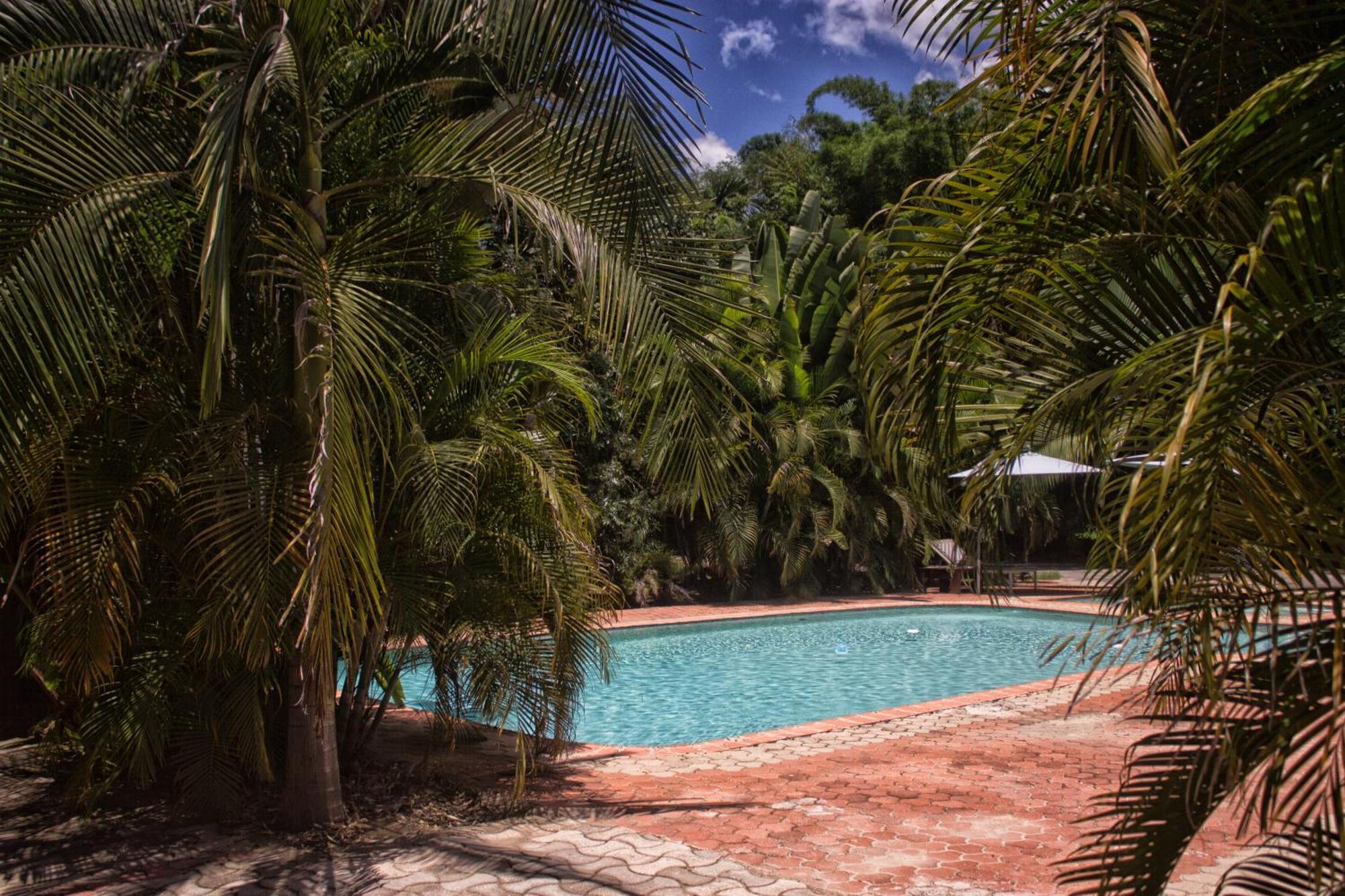 Waterfalls Hotel Lusaka Esterno foto